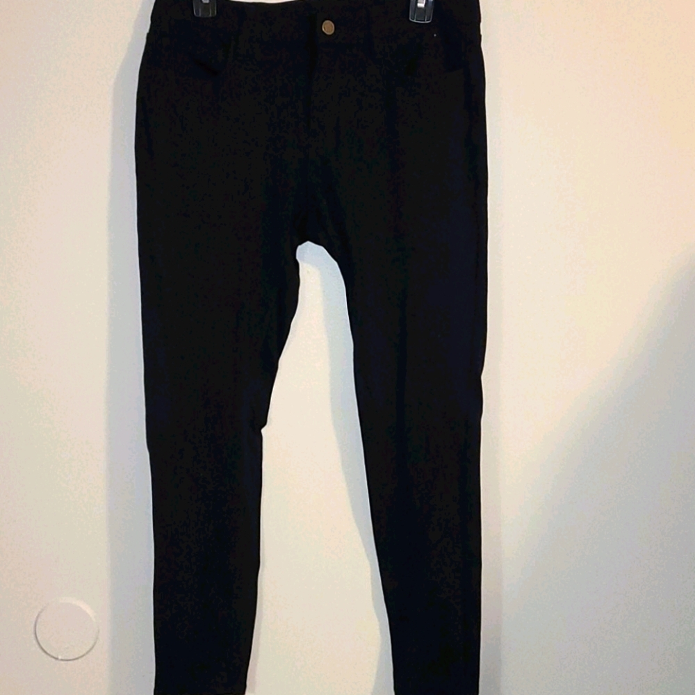 EUC Ann Taylor Black Pants